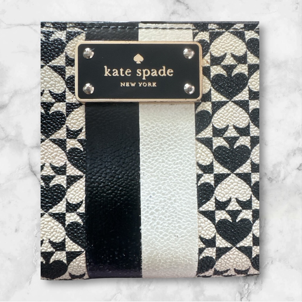 Kate Spade New York Neda Zip-around Continental Wallet Heart/Spade Pattern EUC - Picture 2 of 9